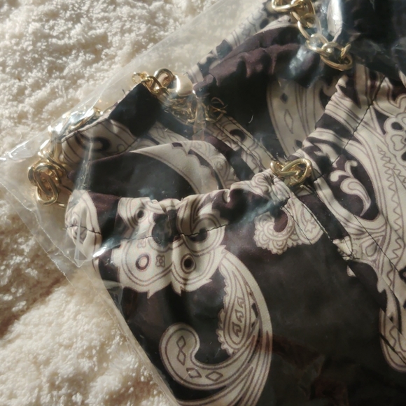 Printed Chain Tank - Picture 2 of 3